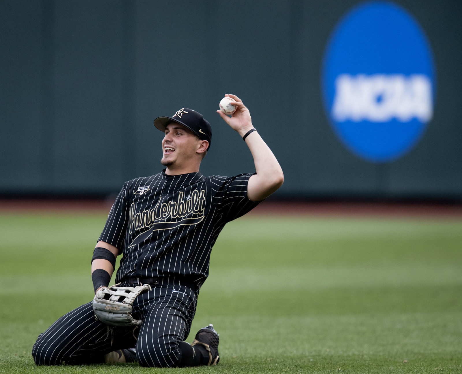 Michigan vs. Vanderbilt, 6.25